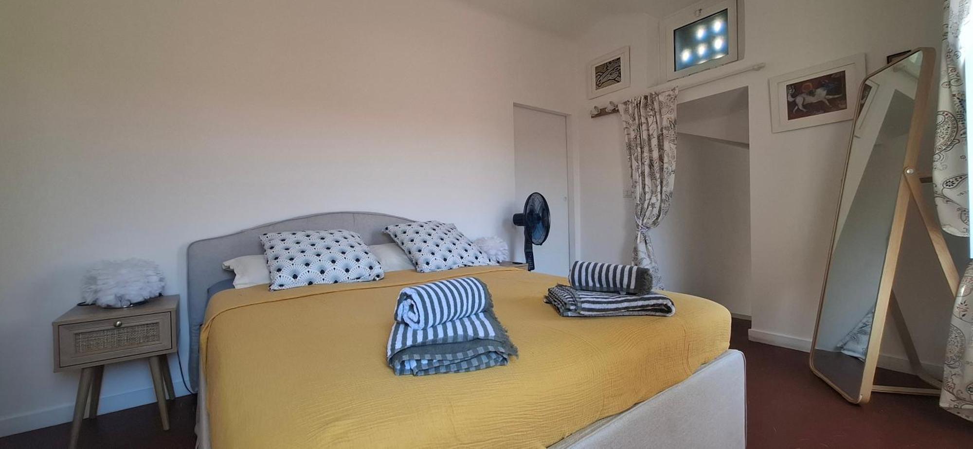 La Barca De La Vieille Ville 2 Chambres 芒通 外观 照片